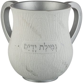 נטלה מהודרת מפוליריזן